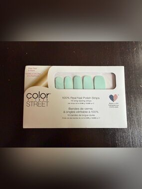 Color Street Chilladelphia Nail Polish Strips